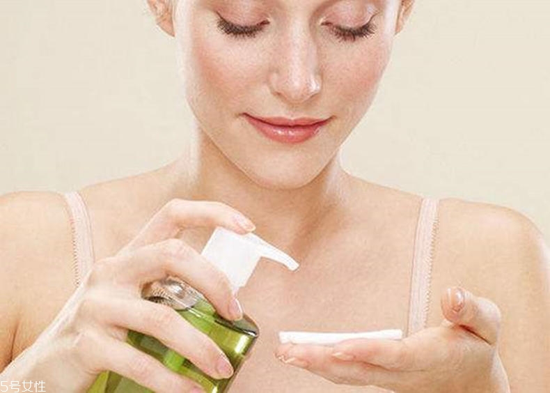 面膜有沒(méi)有正反面？你遲早要用到的面膜冷知識(shí)