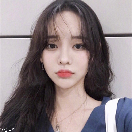 2022最流行的中長發(fā)型 2022最流行的發(fā)型之一 2022最流行的中長發(fā)型 2022最流行的發(fā)型之一