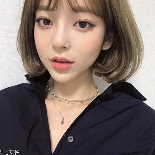 齊肩直發(fā)怎么扎好看 凸顯女神清純 齊肩直發(fā)怎么扎好看 凸顯女神清純