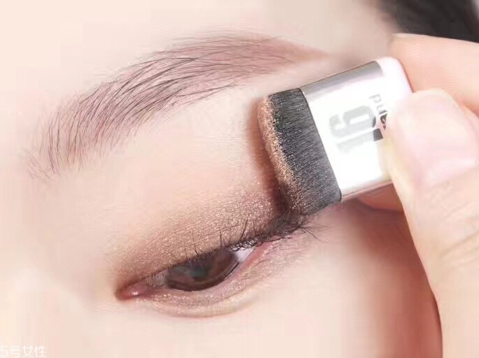 懶人眼影好用嗎 16brand懶人眼影價(jià)格 懶人眼影好用嗎 16brand懶人眼影價(jià)格