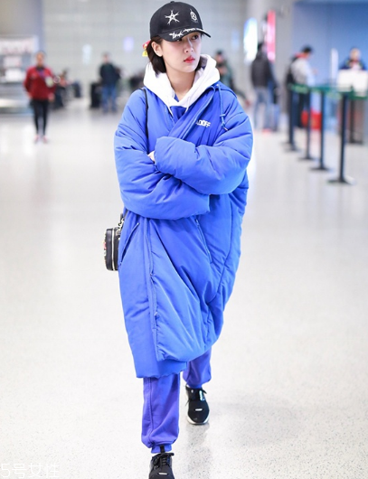 棒球帽怎么搭配衣服？素顏也能hold住