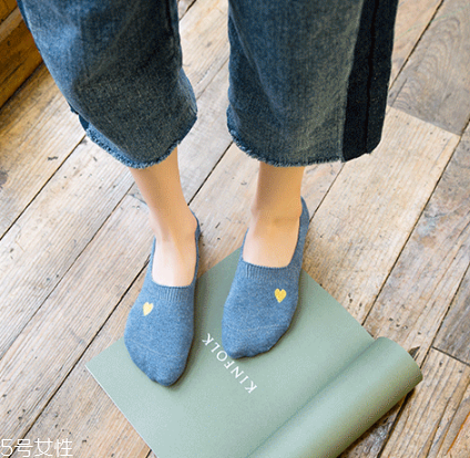 襪子起靜電怎么辦？靜電這樣去除