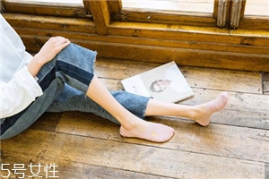 襪子全棉的好嗎？既吸汗又透氣