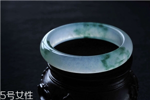 玉手鐲可以戴著睡覺嗎？玉手鐲有助于睡眠