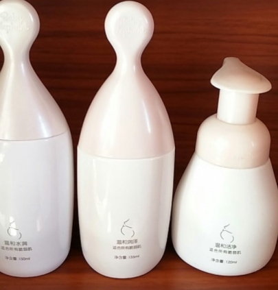 紅色小象和袋鼠媽媽哪個(gè)好？