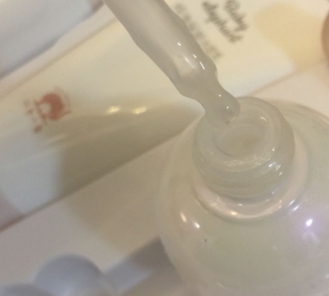 紅色小象和袋鼠媽媽哪個(gè)好？