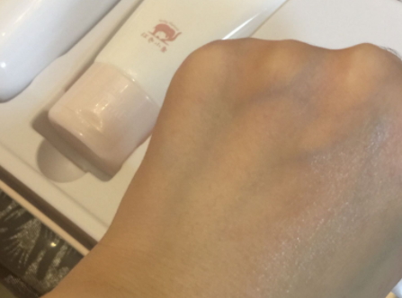 紅色小象和袋鼠媽媽哪個(gè)好？