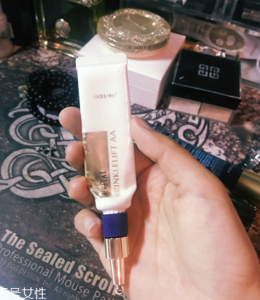 悅薇眼霜和pola眼霜哪個好 好用的日系眼霜對比 悅薇眼霜和pola眼霜哪個好 好用的日系眼霜對比