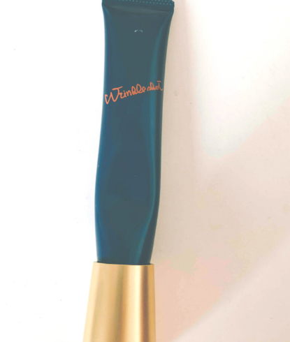 悅薇眼霜和pola眼霜哪個好 好用的日系眼霜對比 悅薇眼霜和pola眼霜哪個好 好用的日系眼霜對比