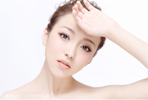 夏季如何護膚 補水保濕是關(guān)鍵 夏季如何護膚 補水保濕是關(guān)鍵