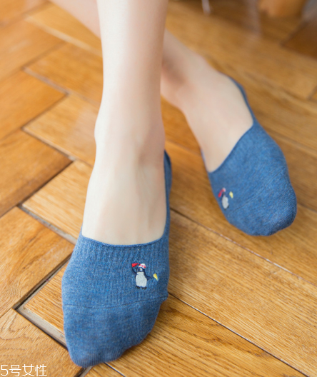 襪子上的膠怎么去除？教你幾招去除膠漬