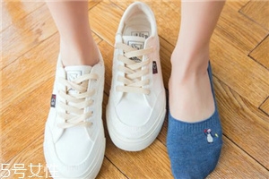 襪子上的掛鉤有什么用？大多數(shù)人都不知道