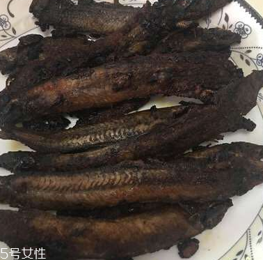 泥鰍會(huì)吃小魚嗎？這個(gè)是不會(huì)的