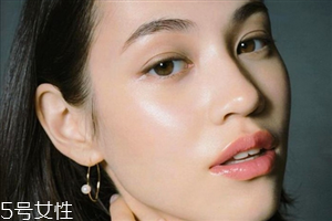 裸色口紅適合什么人用 少女系裸唇妝畫法技巧 裸色口紅適合什么人用 少女系裸唇妝畫法技巧