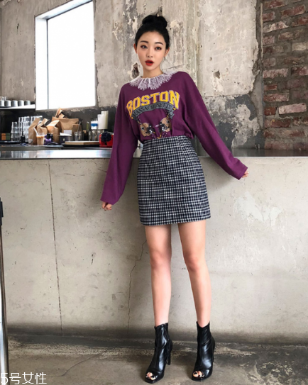 長袖t恤怎么搭配？屬于你的最佳出門穿搭