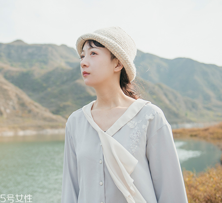 文藝范女生怎么穿搭？和你的青春敘敘舊