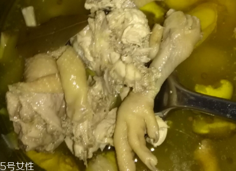 土雞怎么做好吃 燉湯肉質(zhì)鮮美 土雞怎么做好吃 燉湯肉質(zhì)鮮美