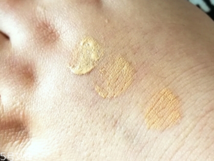 粉底霜怎么用？粉底霜這個(gè)步驟使用才正確