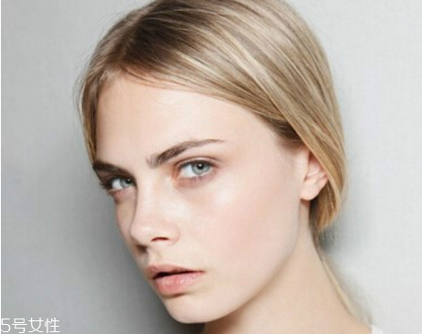 臉上有紅血絲能去角質(zhì)嗎 臉上有紅血絲去角質(zhì)的危害 臉上有紅血絲能去角質(zhì)嗎 臉上有紅血絲去角質(zhì)的危害