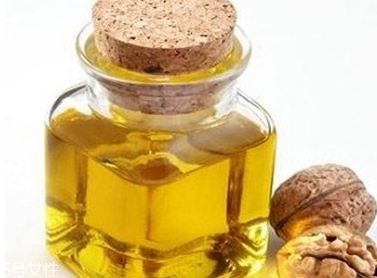 核桃油是什么味道？淡淡油香味