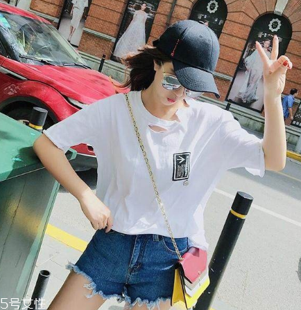 t恤破了小洞怎么補救？t恤破洞這樣處理