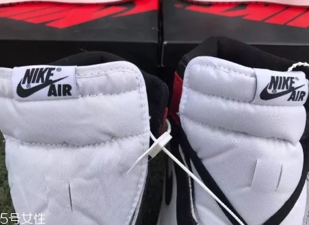aj 1黑腳趾真假對比 aj1黑腳趾真品原來這樣鑒定 aj 1黑腳趾真假對比 aj1黑腳趾真品原來這樣鑒定