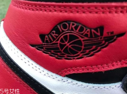 aj 1黑腳趾真假對比 aj1黑腳趾真品原來這樣鑒定 aj 1黑腳趾真假對比 aj1黑腳趾真品原來這樣鑒定