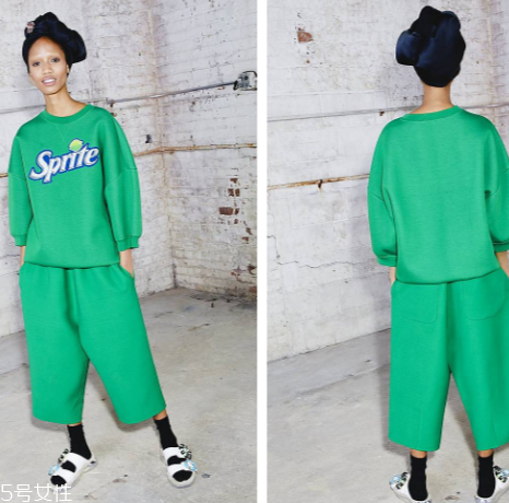 marc jacobs聯(lián)名雪碧汽水衛(wèi)衣多少錢_在哪買？