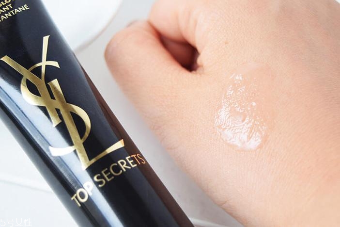 圣羅蘭亮顏亮肌乳含硅嗎？ysl黑絲緞妝前乳有硅嗎？