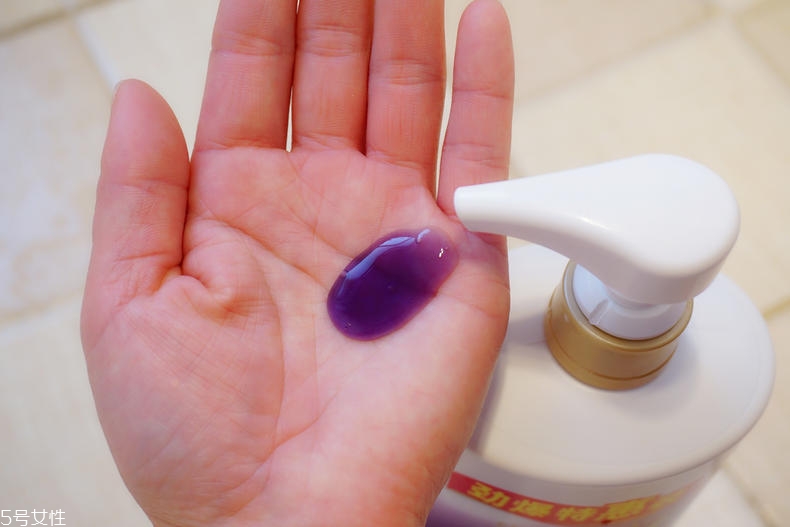 力士幽蓮魅膚沐浴露能洗臉嗎？弱酸性很溫和