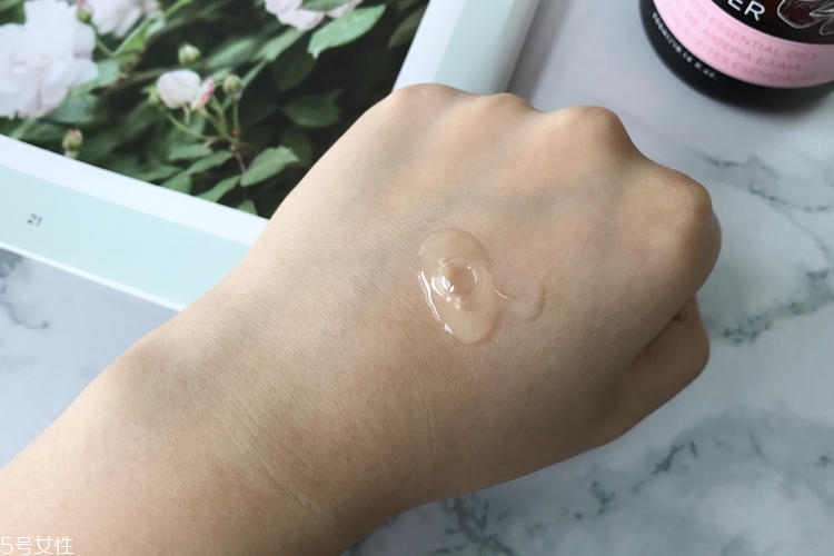 艾蜜塔沐浴露怎么樣 這款我決定無(wú)限回購(gòu) 艾蜜塔沐浴露怎么樣 這款我決定無(wú)限回購(gòu)