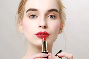 澳蘭黛是哪個(gè)國家的？澳蘭黛是國產(chǎn)的嗎？