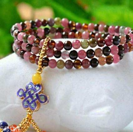 碧璽手鏈戴哪只手？碧璽佩戴有講究