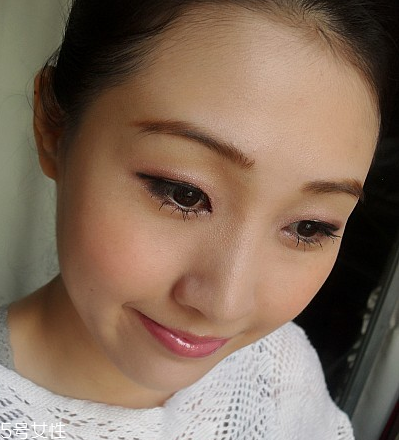 赫蓮娜睫毛膏怎么樣 關于睫毛的小常識