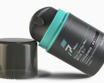 男士脫皮用什么護(hù)膚品 男士皮膚這樣呵護(hù) 男士脫皮用什么護(hù)膚品 男士皮膚這樣呵護(hù)