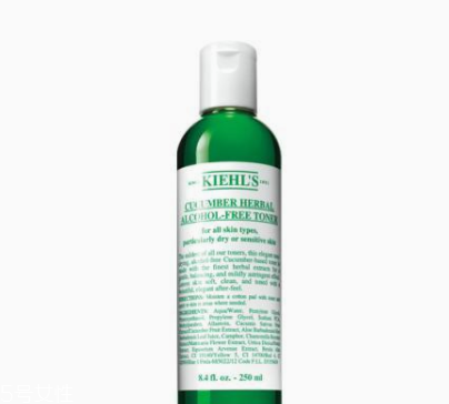 精華水和純露哪個(gè)好 兩種精華優(yōu)劣勢(shì)比拼 精華水和純露哪個(gè)好 兩種精華優(yōu)劣勢(shì)比拼