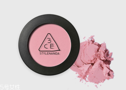 好用的單色眼影色推薦 這些眼影隨手抹一抹就超好看 好用的單色眼影色推薦 這些眼影隨手抹一抹就超好看