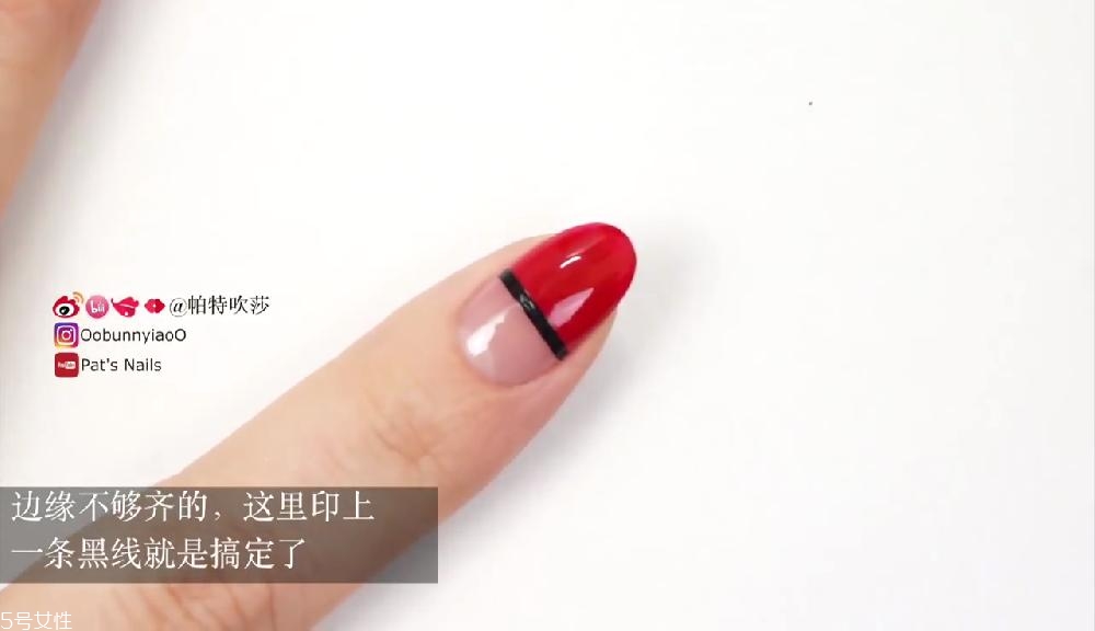 千鳥格美甲圖片畫法 美甲千鳥格畫法步驟 千鳥格美甲圖片畫法 美甲千鳥格畫法步驟