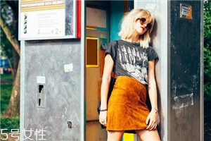 t恤領(lǐng)口太小怎么辦？t恤領(lǐng)子小了修改方法