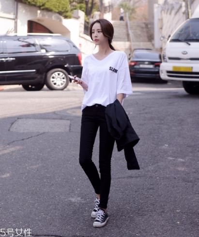 t恤粘毛怎么辦？t恤粘毛清理方法