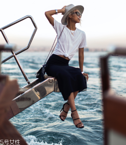 t恤買(mǎi)小了怎么辦？t恤太小了這樣改