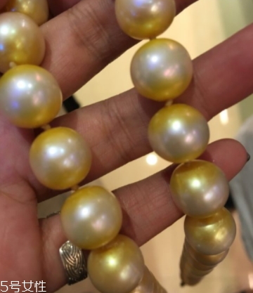 南洋金珠會(huì)掉色嗎？南洋金珠掉色的原因