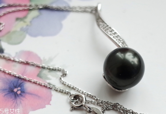 大溪地黑珍珠什么顏色最好？不同顏色大溪地黑珍珠等級(jí)