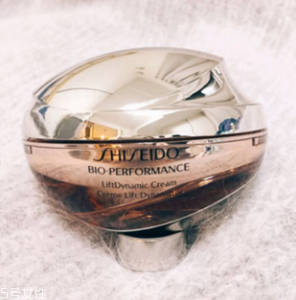 資生堂面霜vs全新蘭蔻塑顏雪花霜詳細(xì)使用測(cè)評(píng) 資生堂面霜vs全新蘭蔻塑顏雪花霜詳細(xì)使用測(cè)評(píng)