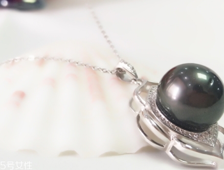 大溪地黑珍珠多少錢一顆？