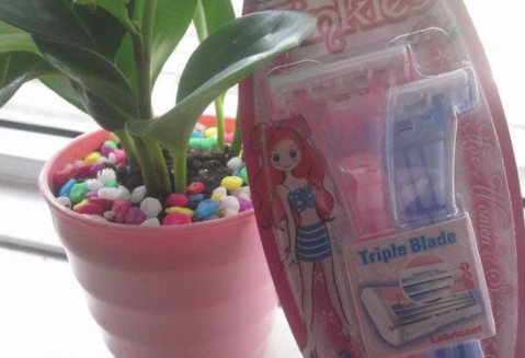 刮毛刀能帶上飛機(jī)嗎？