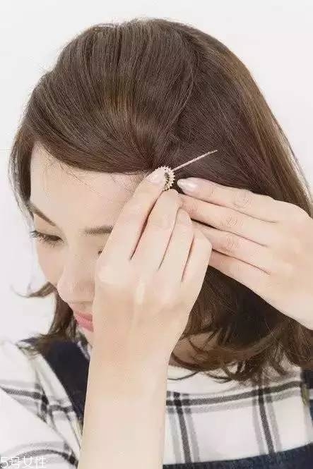 不長(zhǎng)不短的頭發(fā)做什么發(fā)型好看 不長(zhǎng)不短的發(fā)型 不長(zhǎng)不短的頭發(fā)做什么發(fā)型好看 不長(zhǎng)不短的發(fā)型