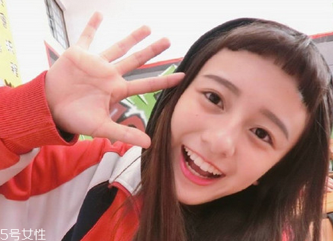 二次元?jiǎng)⒑_m合什么臉型 二次元?jiǎng)⒑_@樣剪 二次元?jiǎng)⒑_m合什么臉型 二次元?jiǎng)⒑_@樣剪