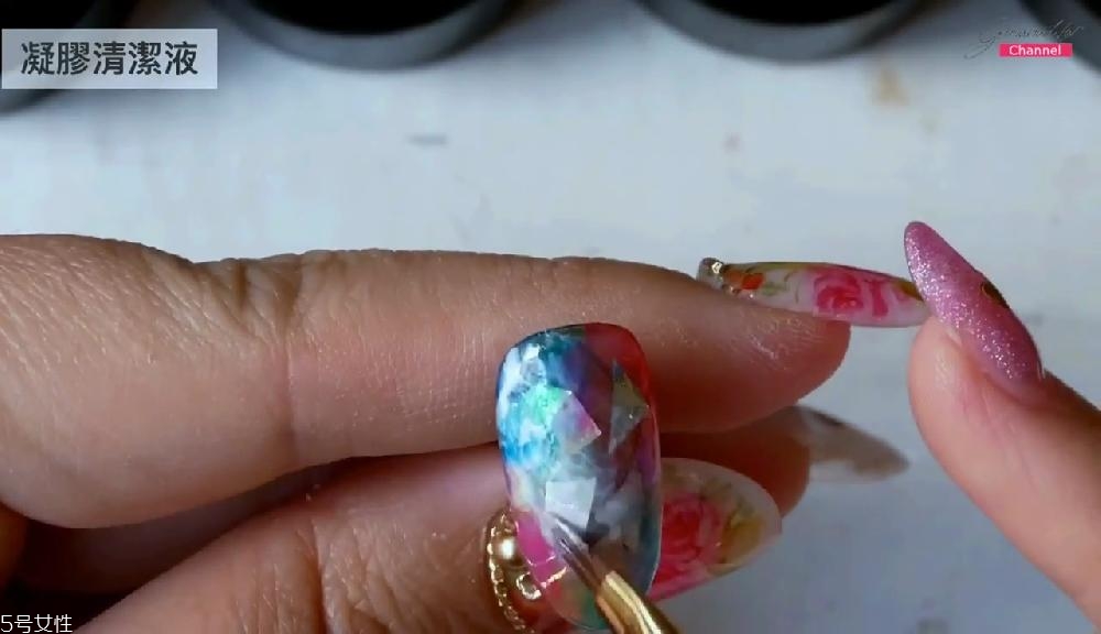 創(chuàng)意星空美甲圖片教程2018 創(chuàng)意星空美甲圖片教程2018