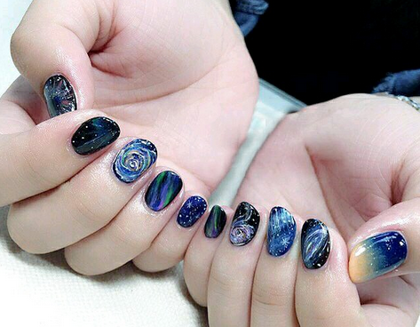 創(chuàng)意星空美甲圖片教程2018 創(chuàng)意星空美甲圖片教程2018